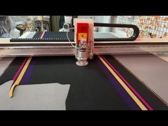 Machine de découpe CNC pour tapis de voiture