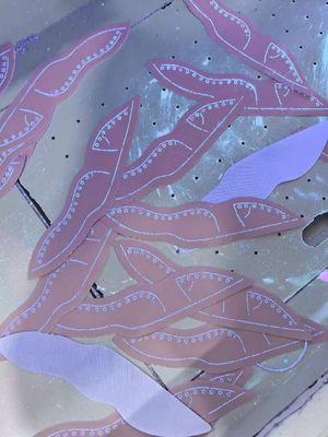 Bon prix Machine automatique de dessin de lignes 220V avec une surface de travail de 1200 x 900 mm pour marquer la partie supérieure de la chaussure en ligne